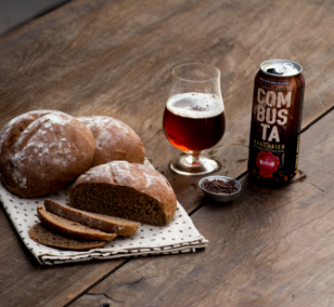 Image da receita: Pão de cerveja defumada com cacau e especiarias